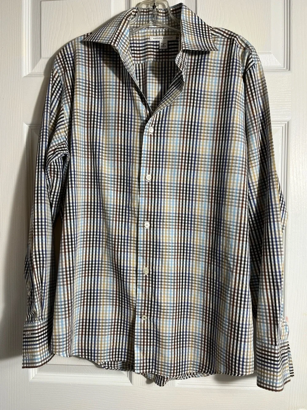 Banana Republic Men's Plaid Button-Up Shirt in Blue, Brown, Cream M